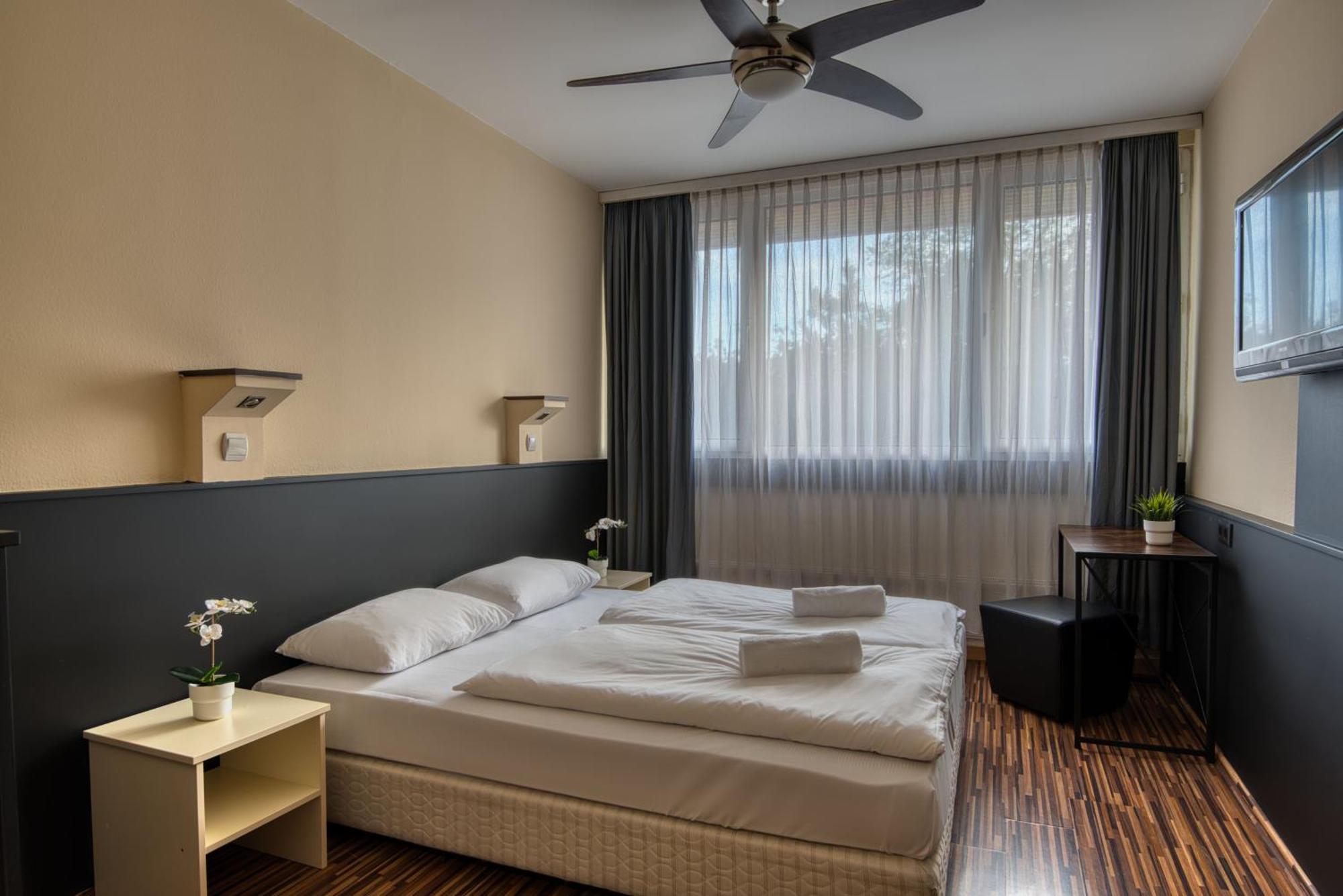 City Budget Hotel Budapest Ngoại thất bức ảnh