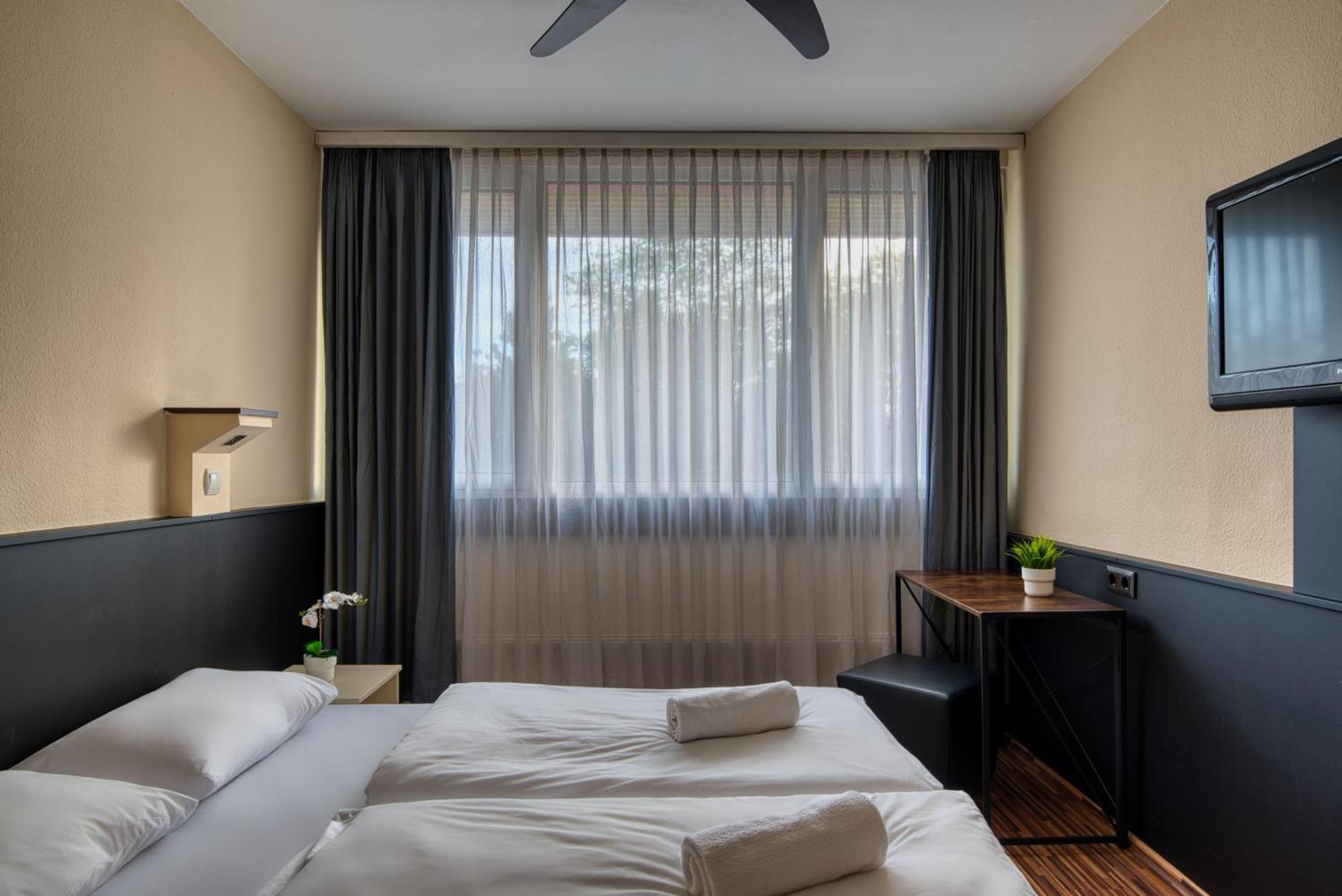 City Budget Hotel Budapest Ngoại thất bức ảnh